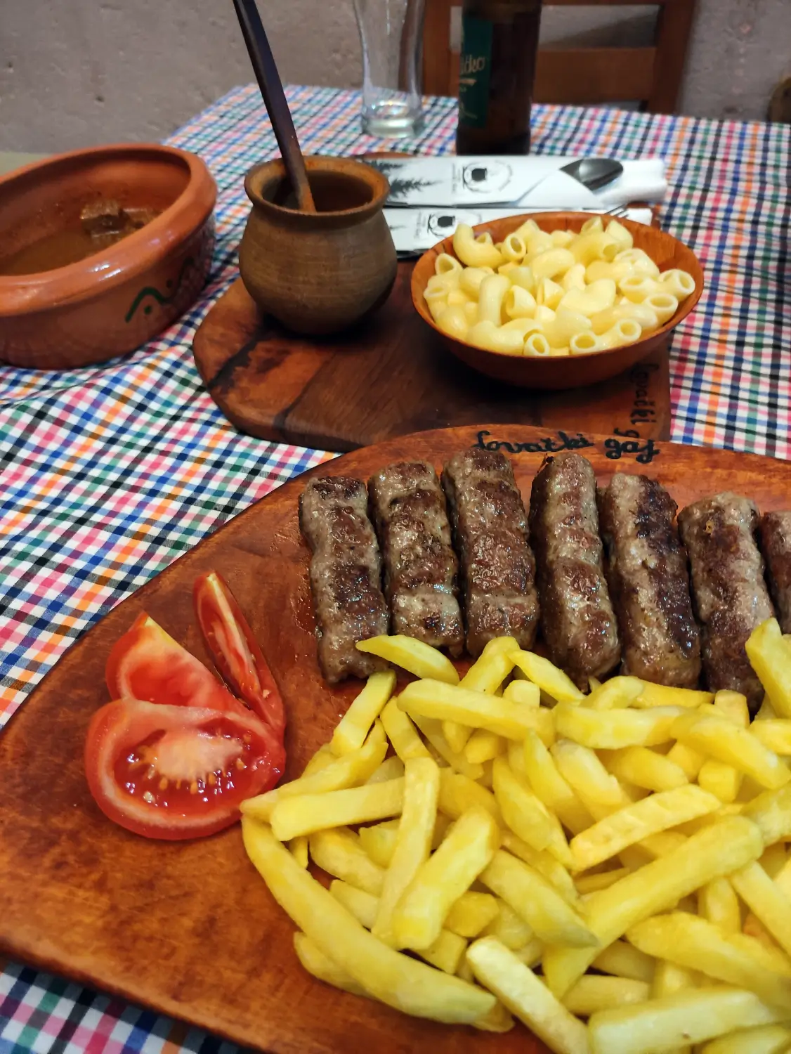 Goulash y Cevapis - Que comer en Montenegro