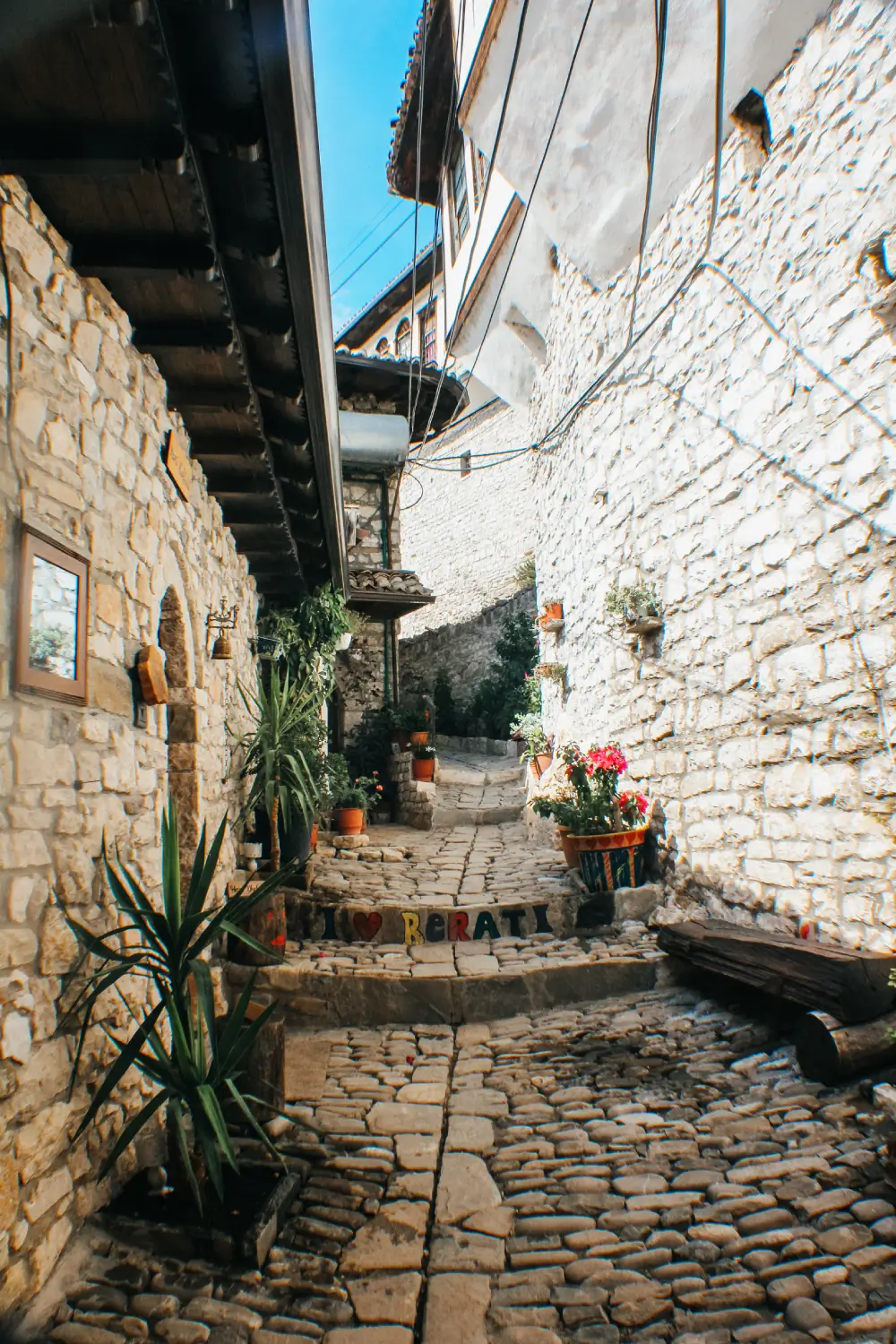 Mangalem - Que ver en Berat